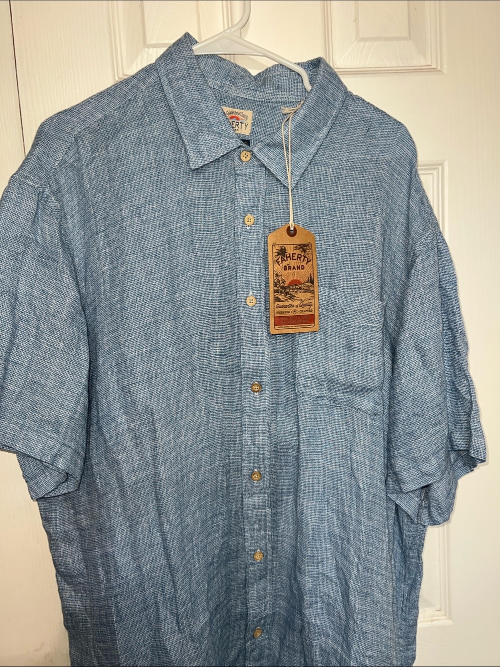 Faherty Men's Casual Button-Down Shirt in Light Blue Heather